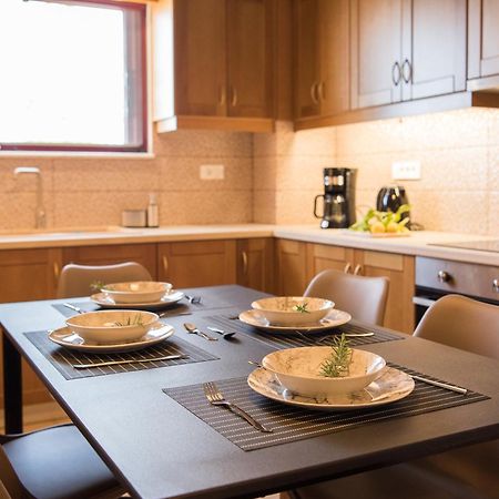 Akrotiri Sea View Suites Dış mekan fotoğraf
