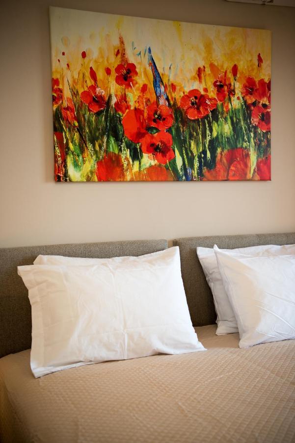 Akrotiri Sea View Suites Dış mekan fotoğraf